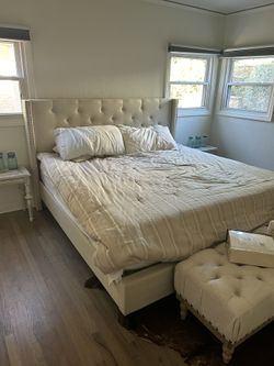 Cal King Tufted Bed