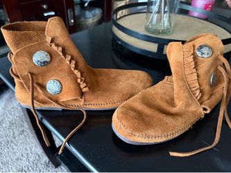 Minnetonka moccasins