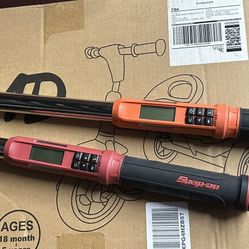 Snap On 3/8” And 1/2” Digital Torque Wrench 