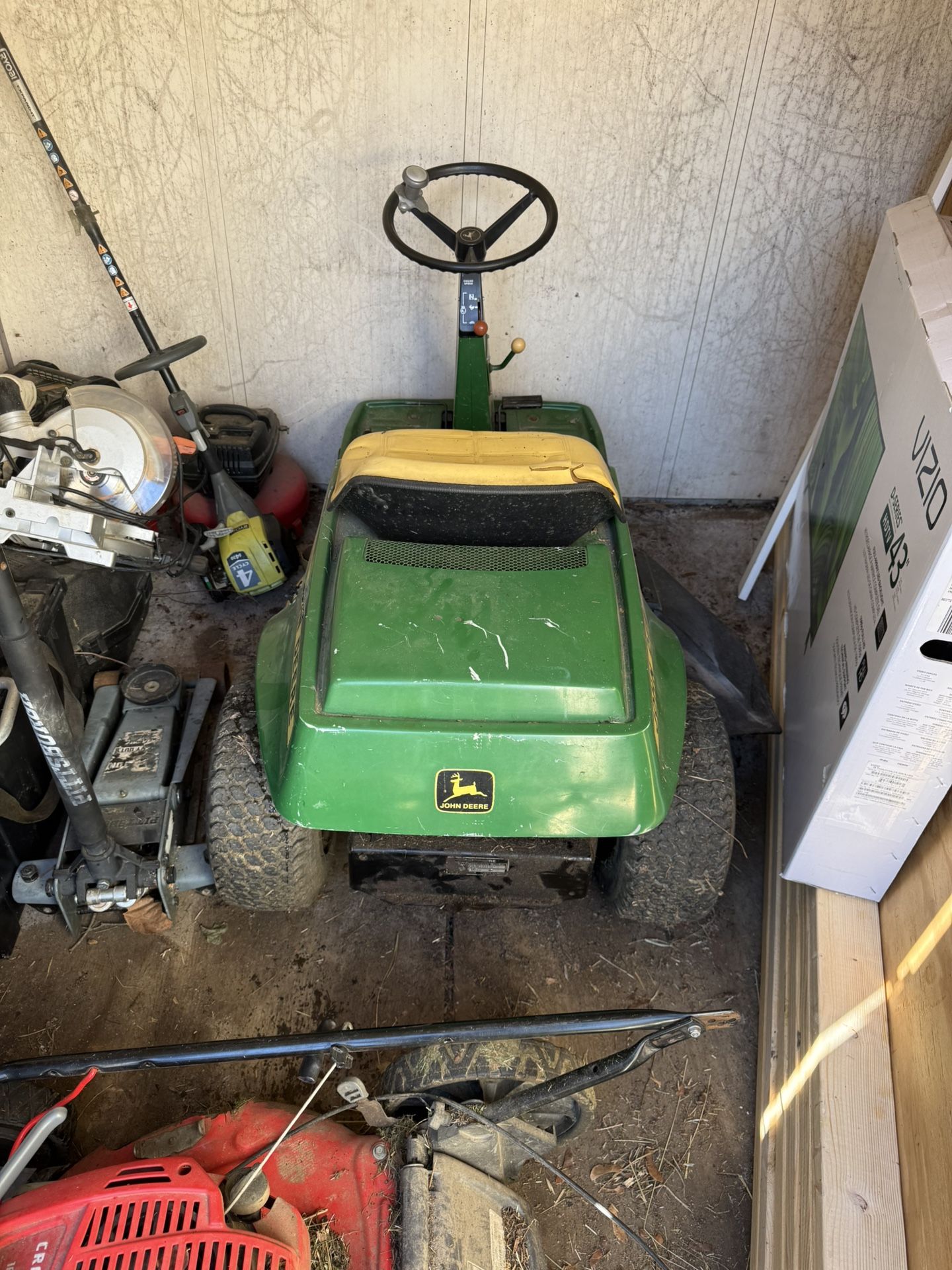 John Deere Riding Mower