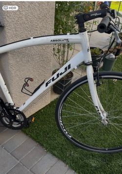 Fuji Absolute LE Flat Bar Road Bike – Used | Great Project/Commuter Bike