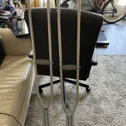 Crutches 