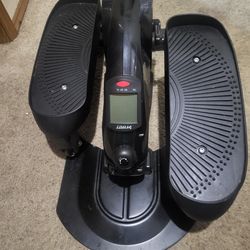 Dyyfitt Underdesk Elliptical Workout
