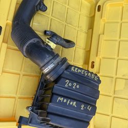 2020 Jeep Renegade Air Filter Box