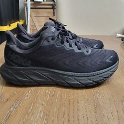 Hoka arahi 6
