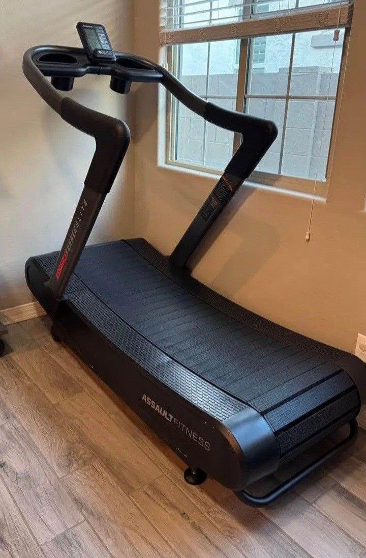 AssaultRunner-Elite-Treadmill