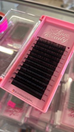 Lash trays