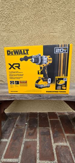 Dewalt 20v DCD1007 HAMMER DRILL SET BRUSHLESS XR 3SPEED BRAND NEW