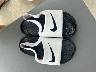 Childrens Nike Slides