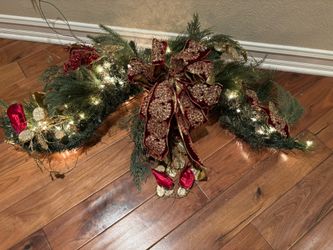 Beautiful Xmas Swag -Frontgate