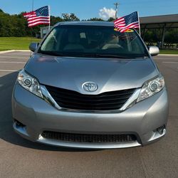 2014 Toyota Sienna
