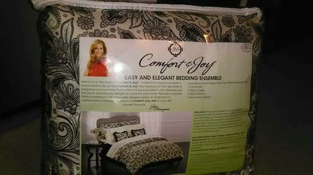 Comforter Set Bedding Ensemble Joy Mangano brand Full Size (NEW).