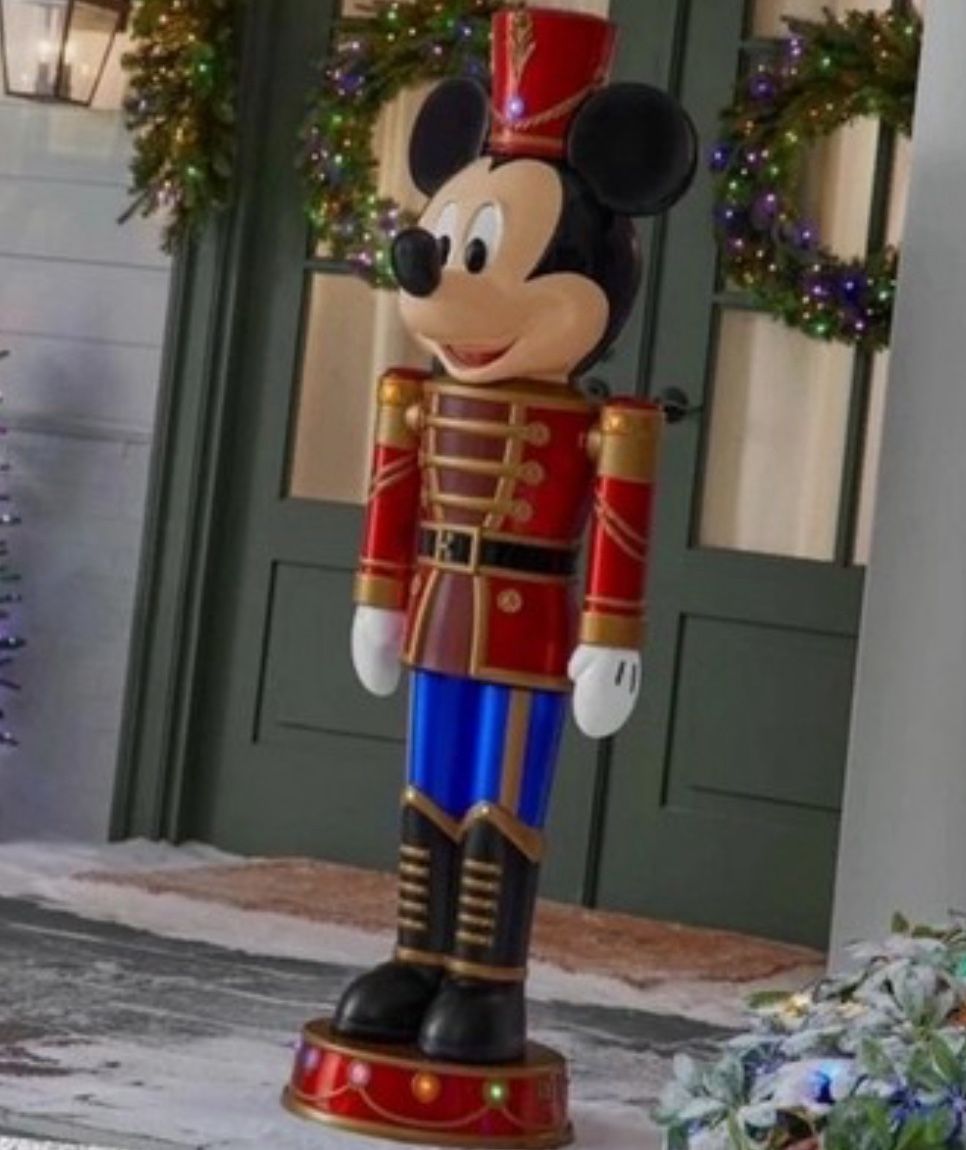 5 ft. LED Holiday Mickey Mouse Nutcracker Holiday Yard Decoration Y48