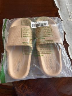 BRONAX Pillow Slippers/Slides for Women and Men