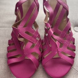 New Women’s Strappy Sandals in Fuchsia Pink Size 10