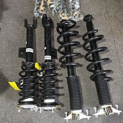 Tesla Model 3 Shocks, Struts with 8 piece Spring sway- barlink kit.
