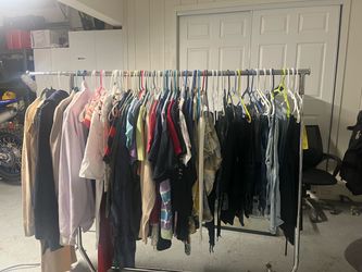 160 Pieces Of Used Cloths Only $ 50
