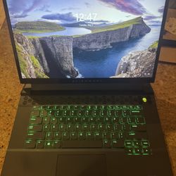 Alienware M15 Laptop