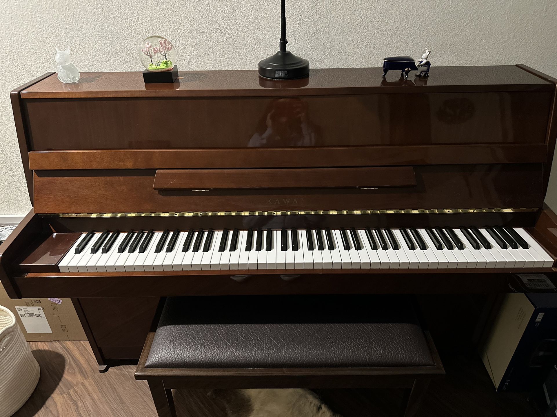 2000 Kawai Upright Piano