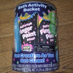 Crayola Bath Activity Bucket Neon (30 piece Set) Finger Paint Soap 10 Count
