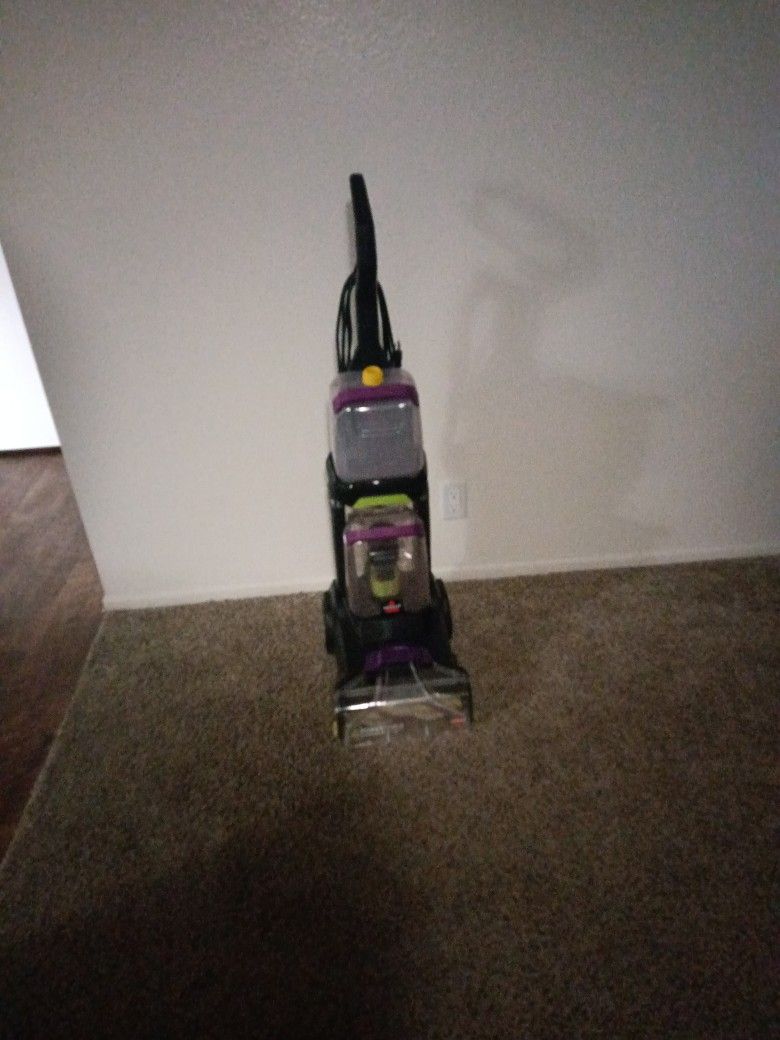 Brand New Bissell Carpet Cleaner