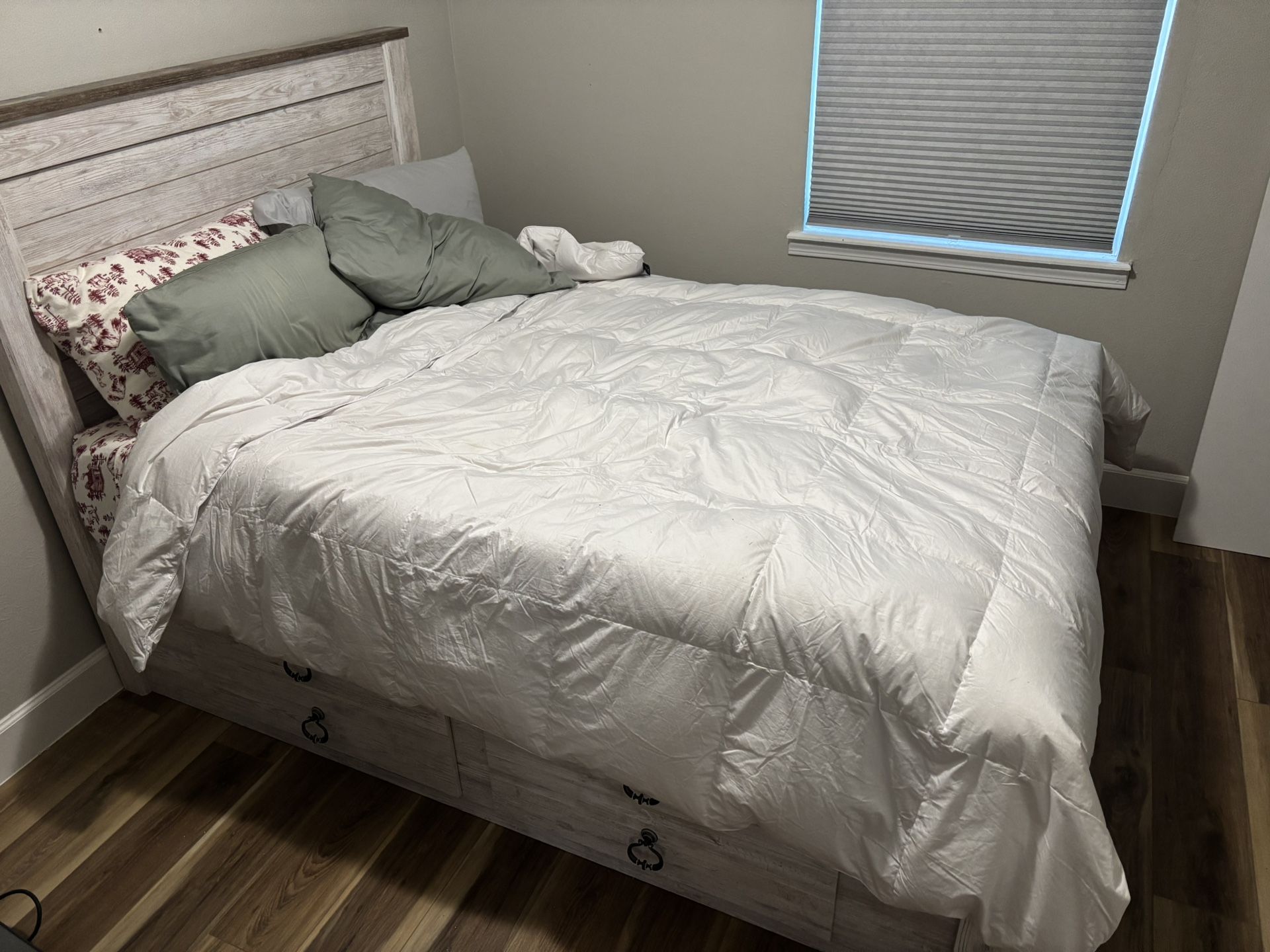 Full Size Bed Frame And Mattress