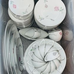 Vintage 80 Pieces  Sango Fine China Sango Etude Pink Roses & Silver Trim.  Authentic Sango Dinnerware China Set Made In Japan 