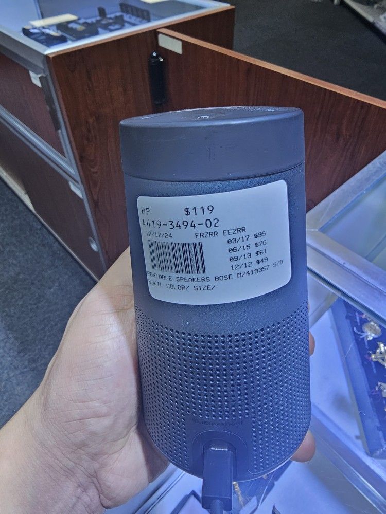 Bose Soundlink Revolve. ASK FOR RYAN. #4(contact info removed)-02