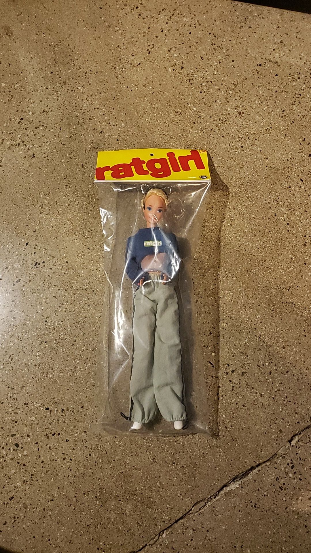 VERY RARE STRAY RATS RAT GIRL DOLL SERIES 01 EDITION OF 27 SEALED STREETWEAR SUPREME FTP PALACE PLEASURES BRAINDEAD