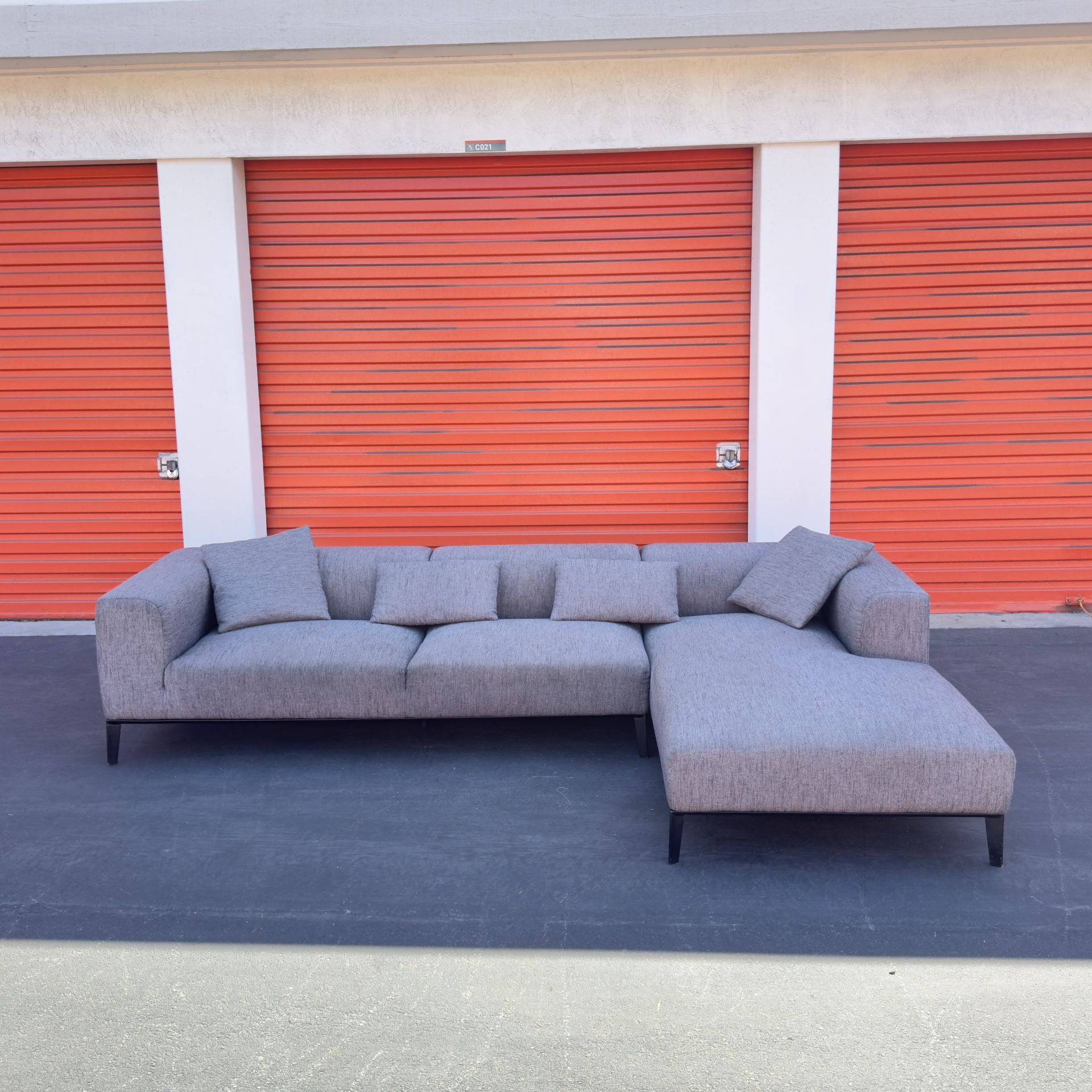 Rove Concept Sectional Couch/Sofa