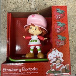 NWT Strawberry Shortcake Remote Control Skateboarding Toy