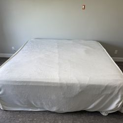 Huge 7' X 7' Wyoming King with TempurPedic Base