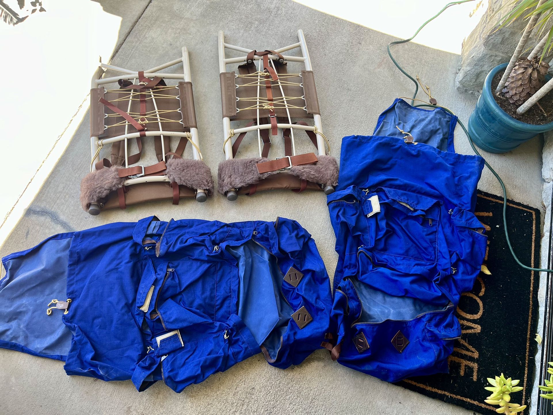 Vintage Camp Trails (The Sequoia) Hiking Backpack Set