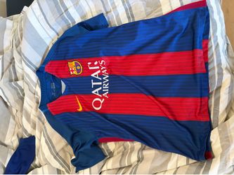 Messi Barcelona jersey size (XL)
