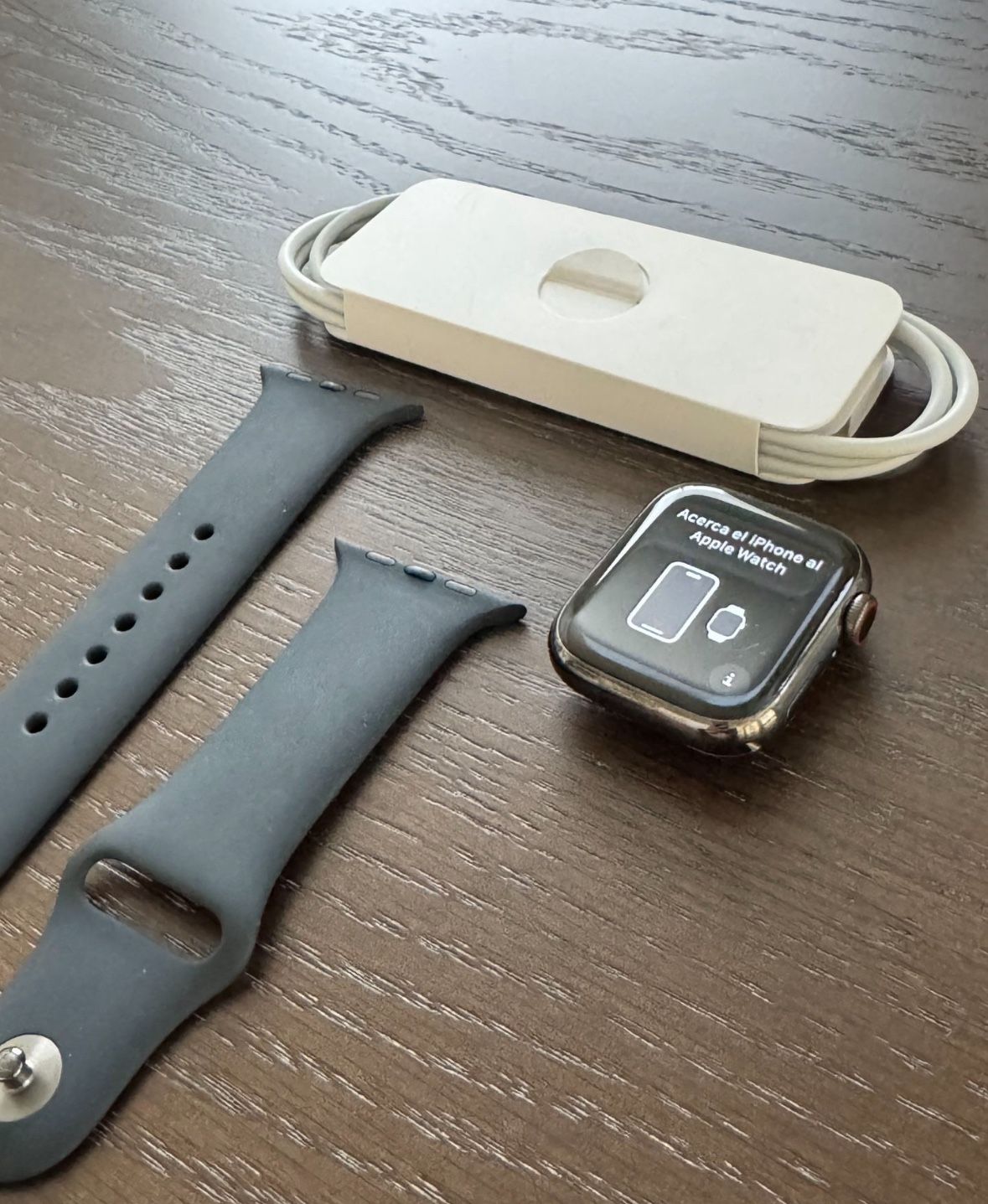 Apple Watch S8 41mm, WiFi + Unlocked Cellular! Graphite Stainless $400! Paid $750 Brand New No Box