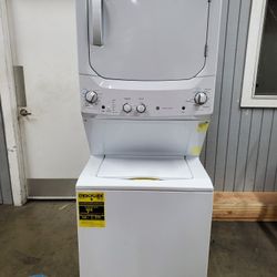 GE 2.3 Cu. Ft. Washer 4.4 Cu. Ft. Electric Dryer Combo In White