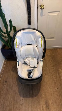Cybex car seat