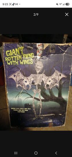 Giant Rotten Fiend With Wings Halloween Decoration