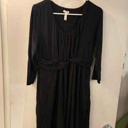 Large Black Dress w/ Pockets
