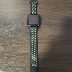 Apple Watch 4 150$