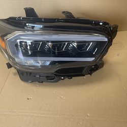 Full LED Upgraded Headlight For 2016 - 2022 Toyota Tacoma With Harness 
