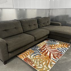 DARK GRAY SECTIONAL COUCH W/ FREE DELIVERY 