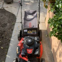 Craftsman M215 Lawn Mower