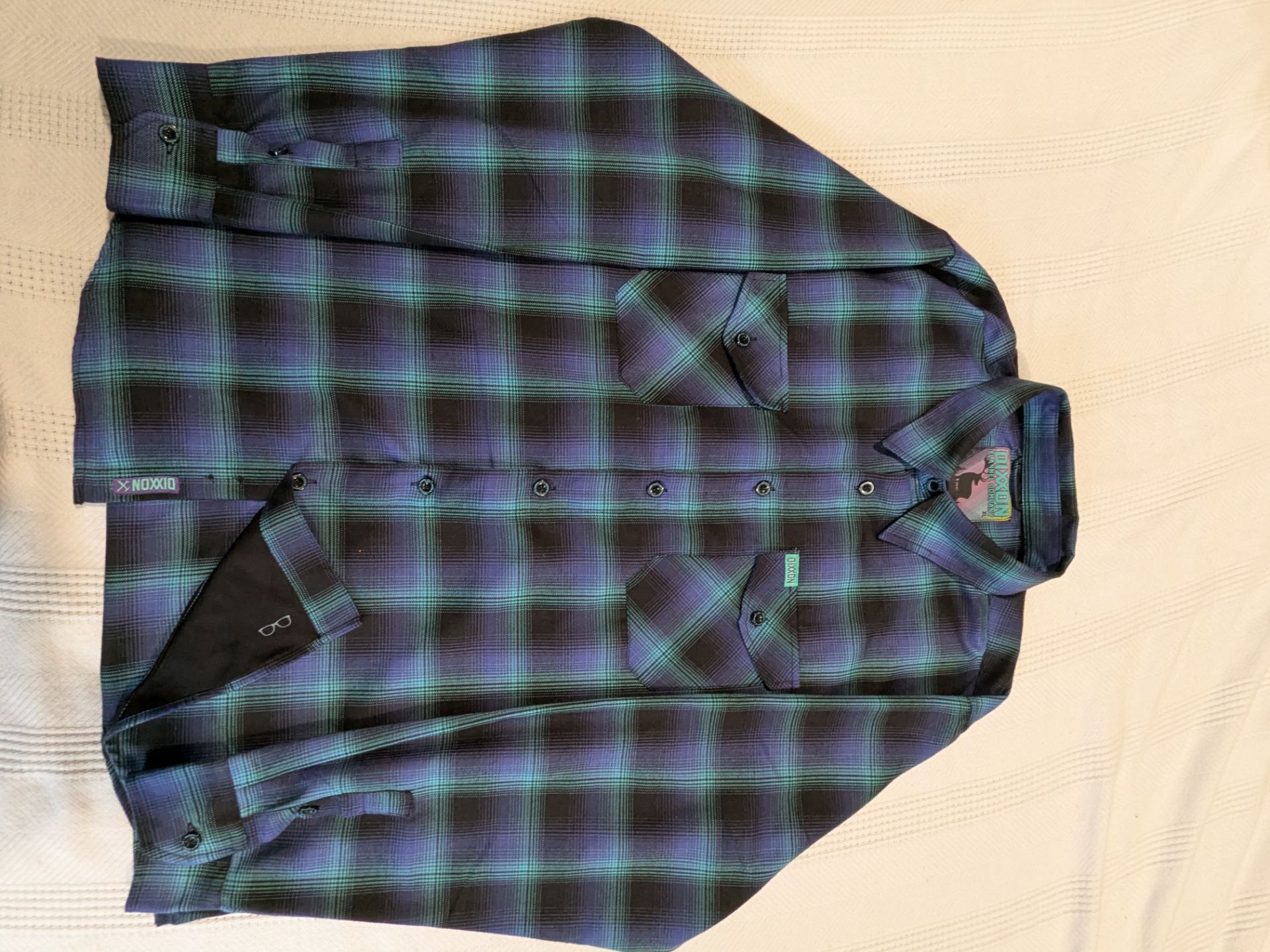 Dixxon Men's flannels XL