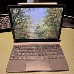 iPad Air 4th Generation, Keyboard, Apple Pencil 2nd Generation 