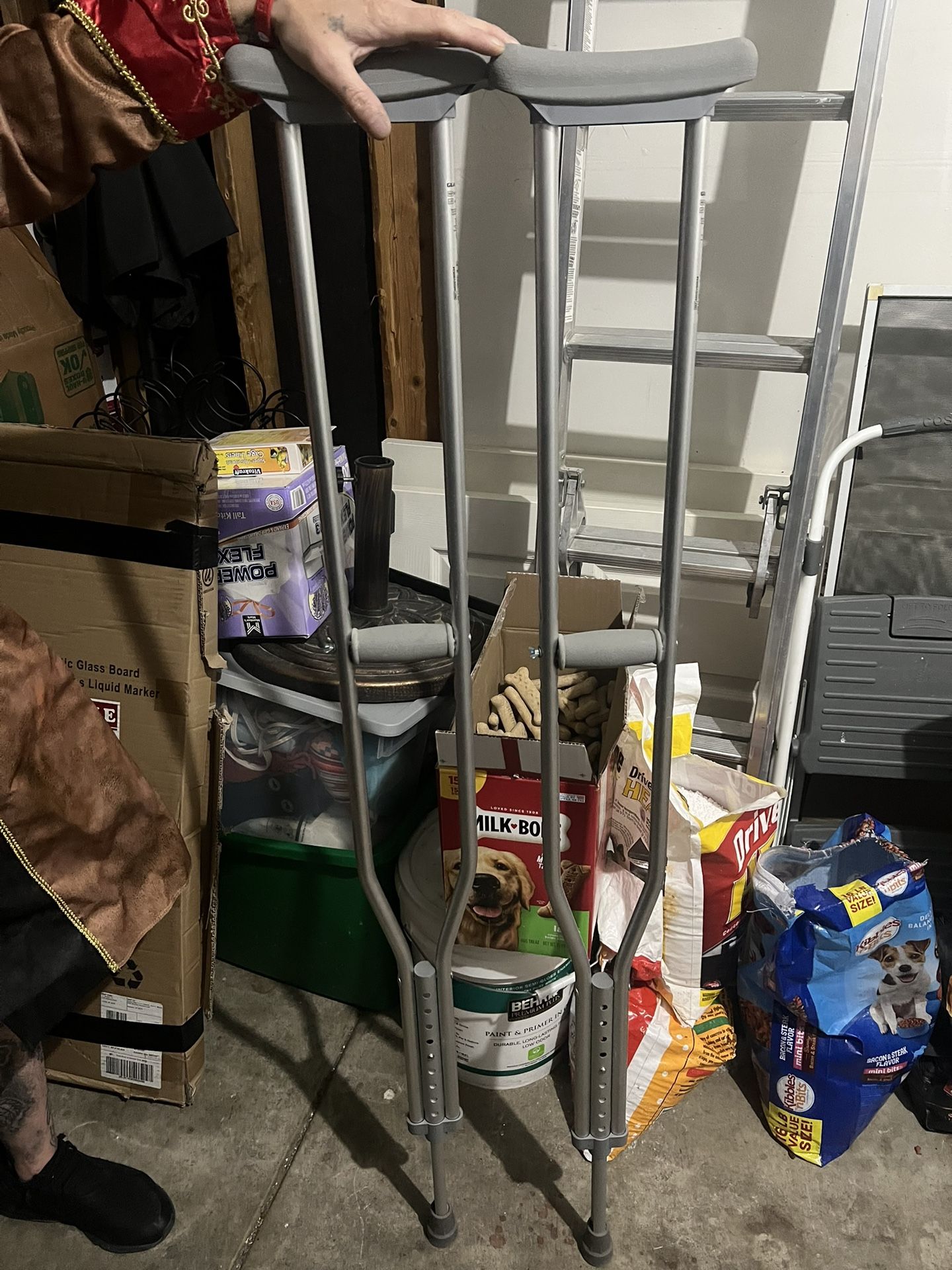 Crutches