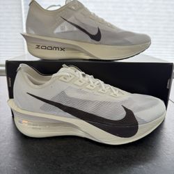 Nike Vaporfly 4    Size 9  Brand New