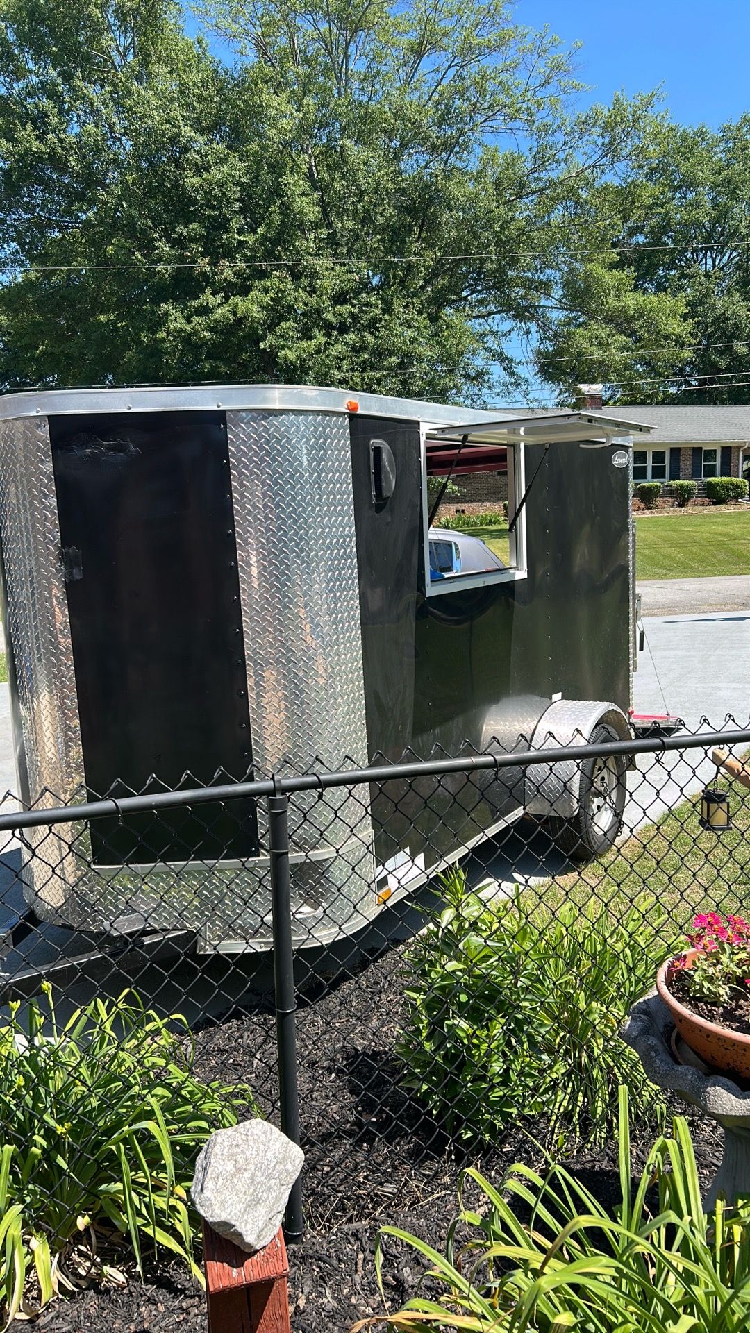 Concession trailer