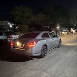 2009 Nissan Maxima 