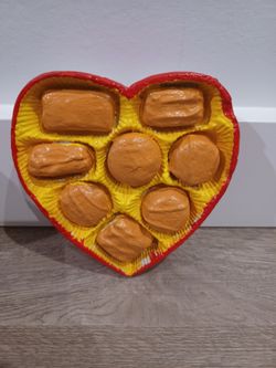 Vintage Heart Box of Chocolates Decorative Wall Art – Hand-Painted